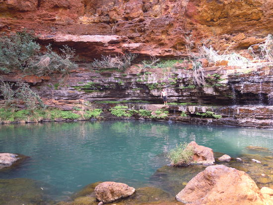 Circular Pool - schön frisches kaltes Wasser!
