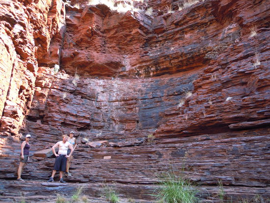 ..und an Wänden entlang