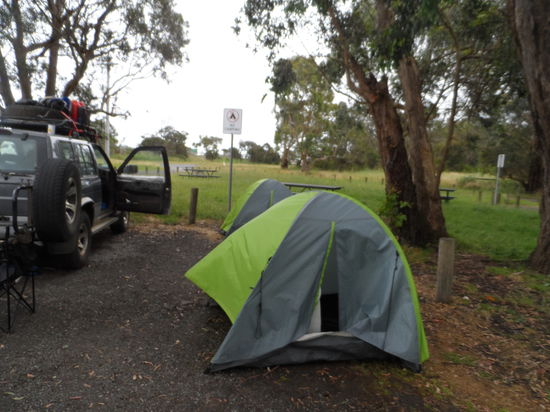 unser schlimmstes Camp an einer Restarea - Sturm, Regen und dann noch keine Matratze!!