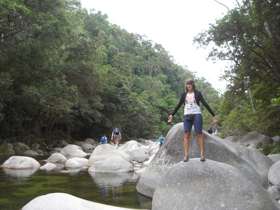 Am Mossman Gorge
