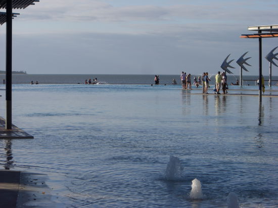 ...weil es einen Strand nicht wirklich gibt...