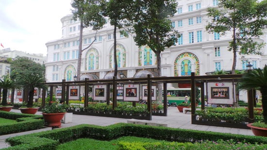 im Dong Khoi Viertel - kleine Ausstellung im Freien