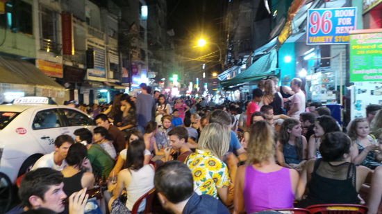 abends in unserem Viertel...