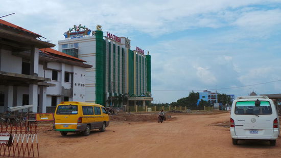 das Casino im Niemandsland zwischen den Grenzen..