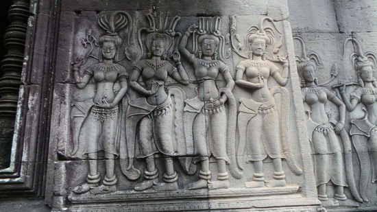 schöne Steinschnitzereien