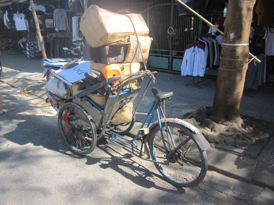 sieht zwar nichts, dafür brauch man nicht 2x fahren