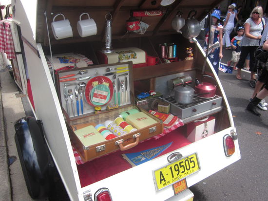 den Anhänger will ich jez und sofort haben, so sweet! 