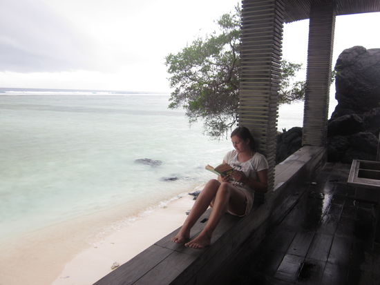 lesen im Paradies, trotz Regen