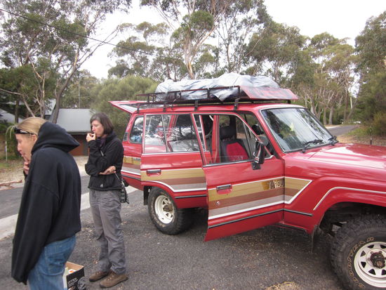 tolles Auto  Damit kann man wirklich überall hinfahren!