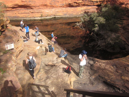 ja es ist Wasser, kein Loch!