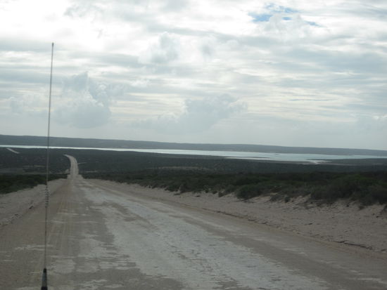 4 Std off-Road durch Schlaglöcher und keeeeein Ende in Sicht 