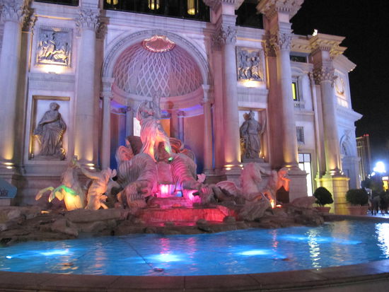 Trevi Brunnen vor dem Ceasars Palace