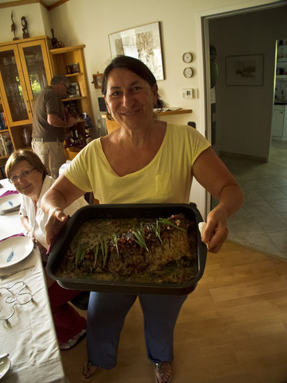 Das ist der enorm schmackhafte Zwischenzustand unseres Fisches. Danke Traude es war suuuuuupi.