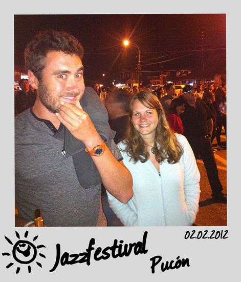 beim heimlichen Aufnehmen unserer tanzfreudigen Nachbaren 