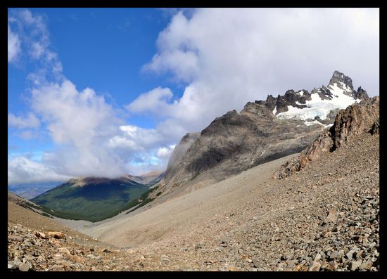 2. Tag: Blick auf den Berg Cerro Castillo nach dem Pass