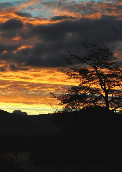 einen superschöne Abenddämmerung in Villa O'Higgins