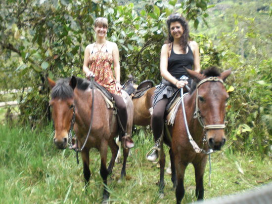 Elli und Lucia auf der Reittour