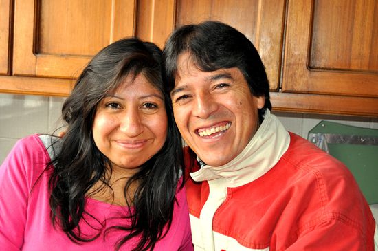 Nancy und Arturo (Schulleiter)