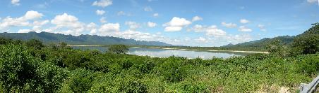Blick auf einen schönen aber "stinkenden" See