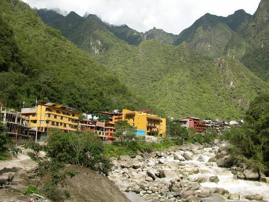 Aguas Calientes – Touristenburgenarchitektur