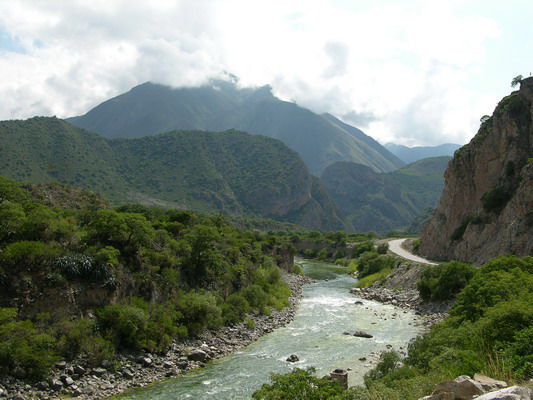 Am Fluss entlang
