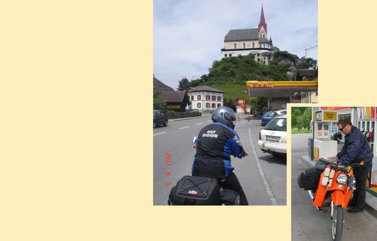 Fahrt durch das Montafon mit Tankstopp vor dem nächtsen Pass