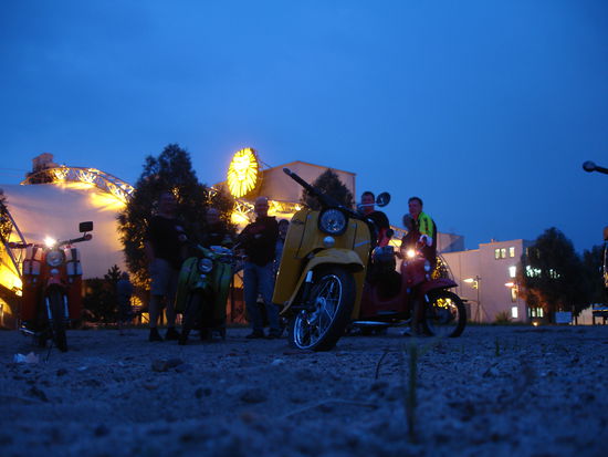 Fahren bis die Kiste stecken bleibt.