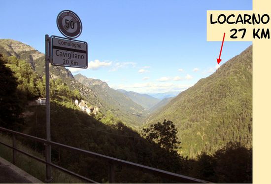 Geschätzte 40 -50 Km bis nach Cannobio. Also rund 1 Stunde 
(Tatsächlich waren es 40 Km)