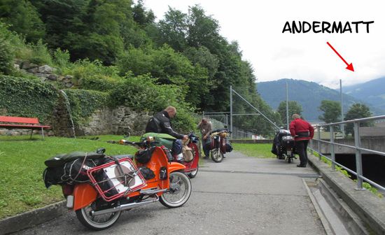 Rast in Altdorf auf 468 Meter  
46°52'56.30" N
8°38'45,98" O