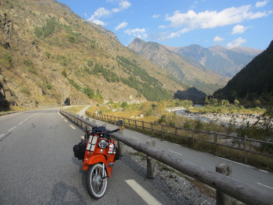Blick nach Osten im Tal der Tinée