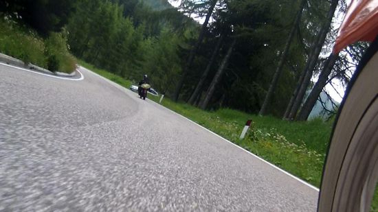 zügig mit 60-70 Km ins Tal.