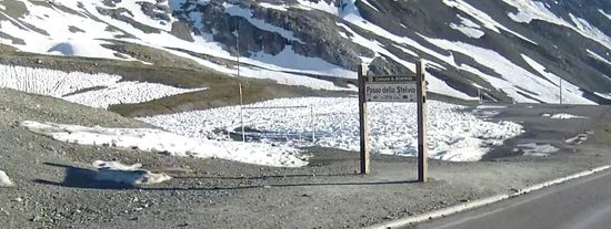 Schneefelder im Hochsommer