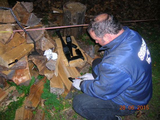 Bastelarbeit am späten Abend