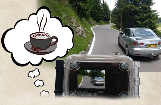 Ein Hindernis mit gelben Nummernschild