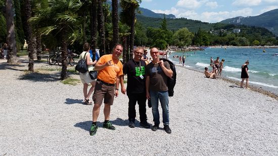 Mittagspause zum Anhängen am See