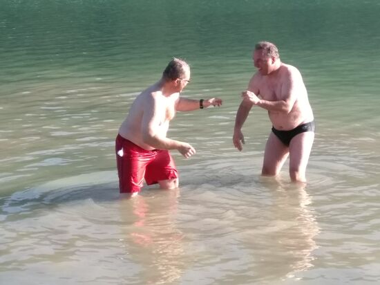 Wrestling oder doch Sumoringer