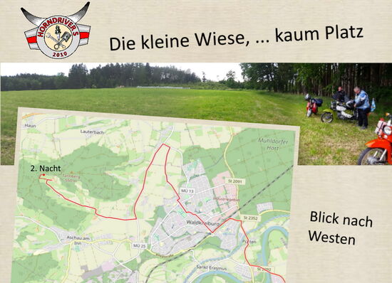 Hintergrund der Waldrand von der erfolglosen Pirsch