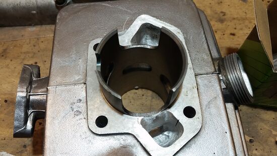 Gut bearbeiteter 70ger Zylinder