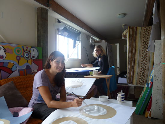 bei unserer Lieblingsarbeit - malen