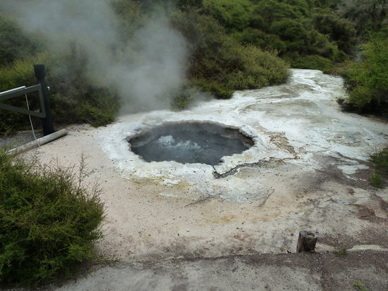 Heisse Quellen im Geothermalpark