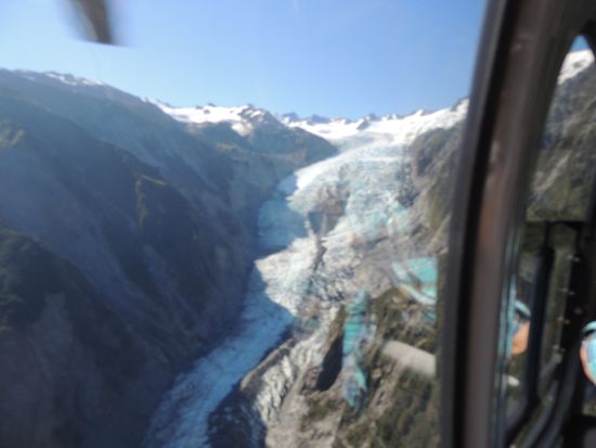 Franz Josefs Gletscher, 11km blankes Eis, das täglich (!) ca. 70 cm nach unten (dh Richtung Meer) wächst