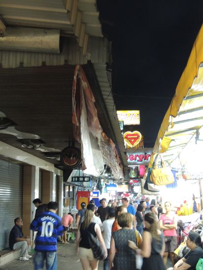 Ein Sammelsurium von Farben, Gerüchen, Geräuschen und Eindrücken.