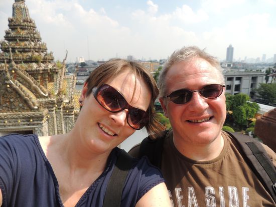 Wir zwei am Wat Arun 