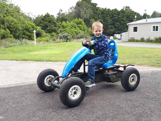 Erkundungsfahrt am Cart ...