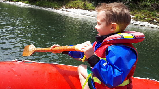 ... muss auch Daniel Hand anlegen. Und das macht er bravourös 