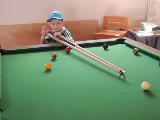 Daniel hat eine neue Leidenschaft und stellt sich dabri sehr geschickt an - ganz im Gegenteil zu seinem Vater 