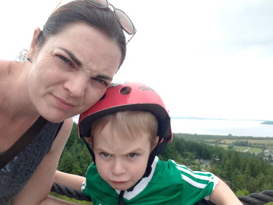 ... aber knapp vor dem Start regiert der Ehrgeiz , da endet die Freundschaft...