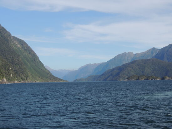so sieht der Fjord von offenen Meer aus aus
