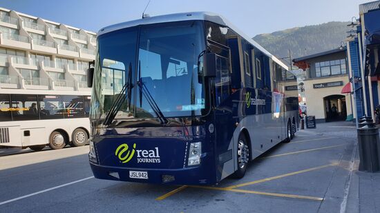 Erste Etappe nach Doubtful Sound: Reisebus