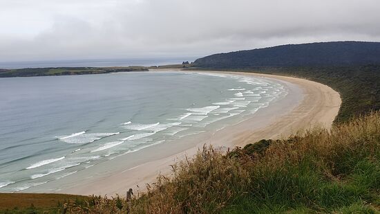 Weite Sandstrände, aber kaltes Wasser und immer Wind 